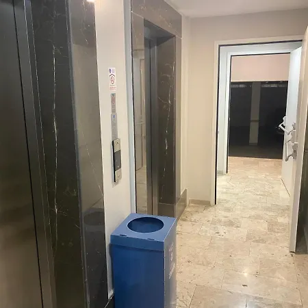 New Building Lovely Modern Apt With 90mbs Fiber Internet 5min Walking To Bagdat Street *