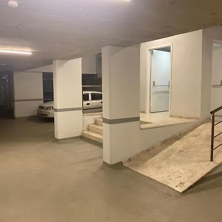 New Building Lovely Modern Apt With 90mbs Fiber Internet 5min Walking To Bagdat Street